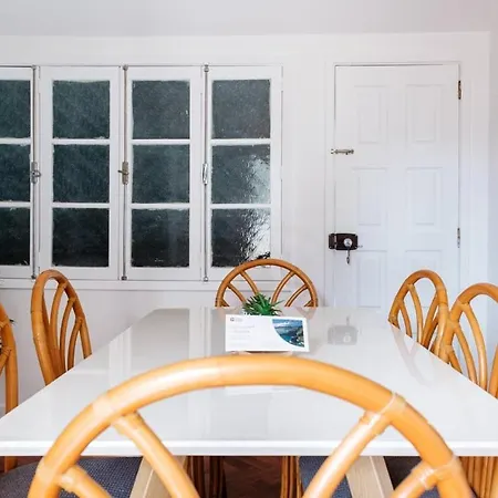Πανσιόν Guestready - Blissful Getaway In